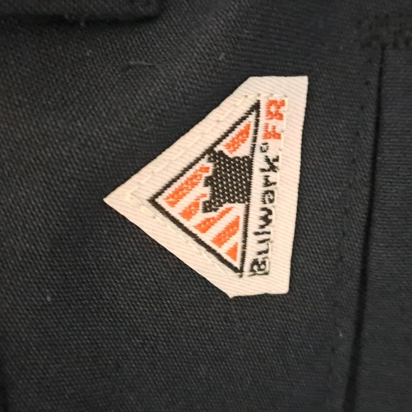 12 pieces of Nomex and Bulwark protective apparel - Picture 9 of 14
